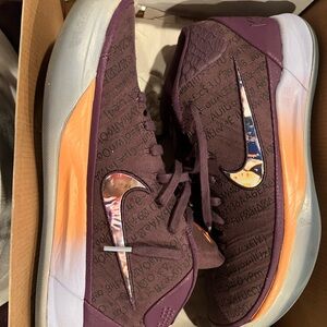 Nike Men's Sneakers in Purple and Orange Size 8